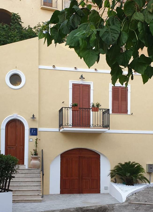 Porta Marina Guest Rooms Scalea Exterior foto