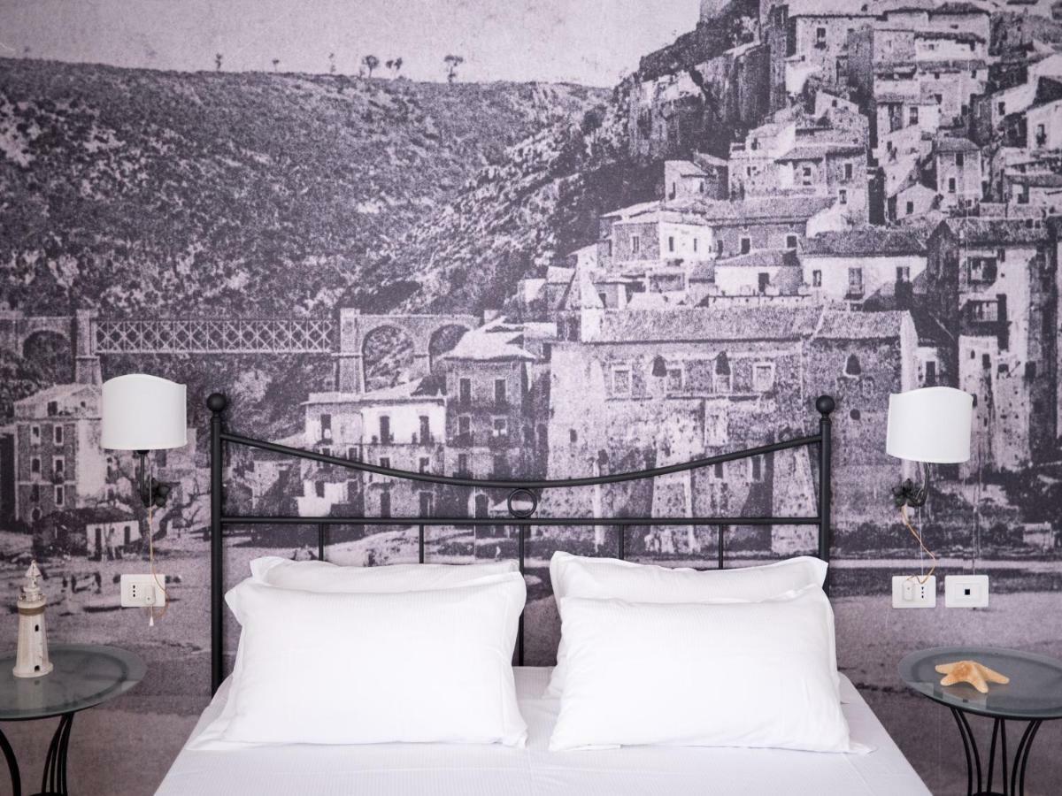 Porta Marina Guest Rooms Scalea Exterior foto